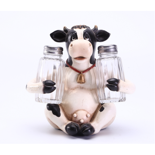 Dairy Cow Resin Resin Salt & Pepper Shaker Set - SP-06